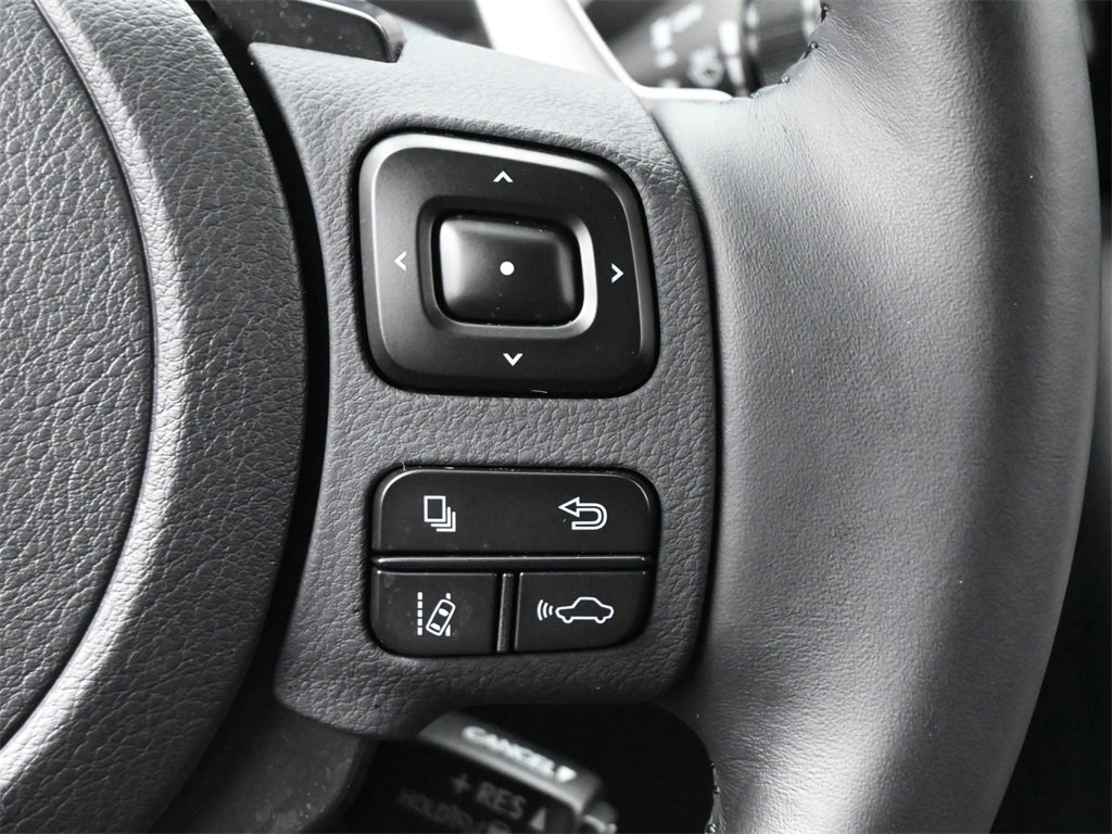 Used 2024 Lexus IS 350 F Sport image 7