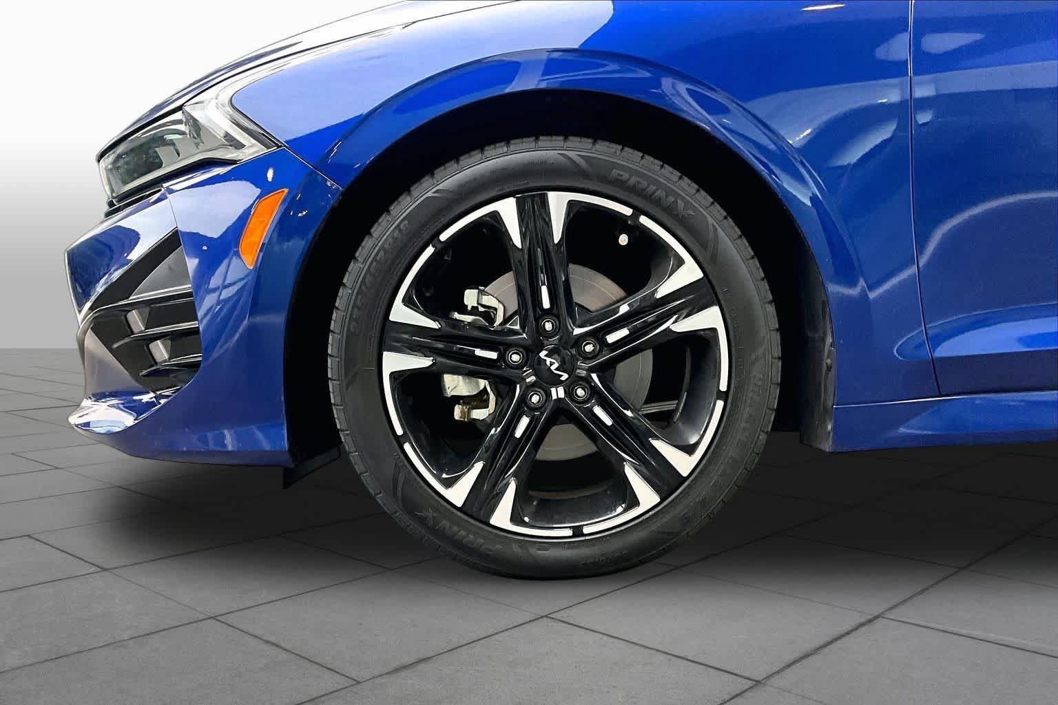 Used 2022 Kia K5 GT-Line FWD image 11