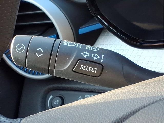 Used 2025 Chevrolet Trax LS w/ LS Convenience Package FWD image 26