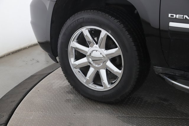 Used 2013 GMC Yukon XL Denali image 13