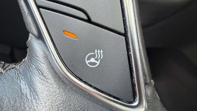 Certified 2024 Cadillac XT5 Premium Luxury FWD image 43