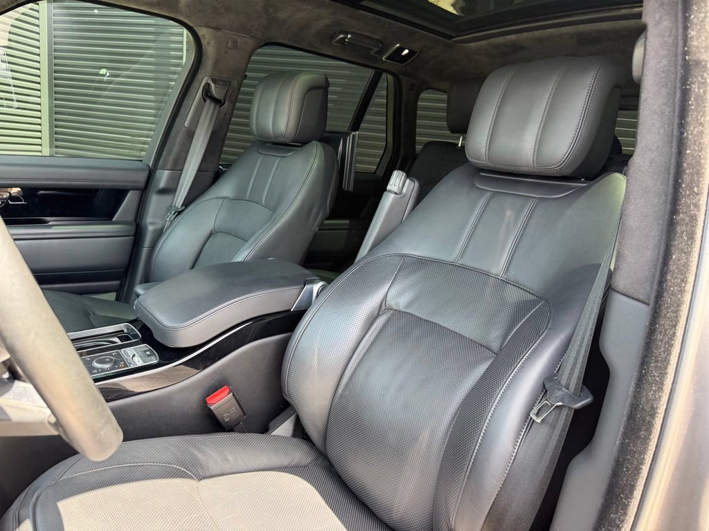 Used 2020 Land Rover Range Rover HSE AWD/4WD image 12