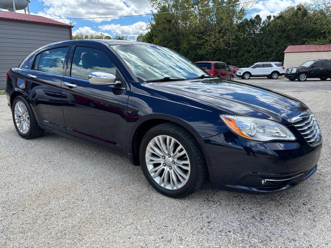 Used 2012 Chrysler 200 Limited FWD image 2