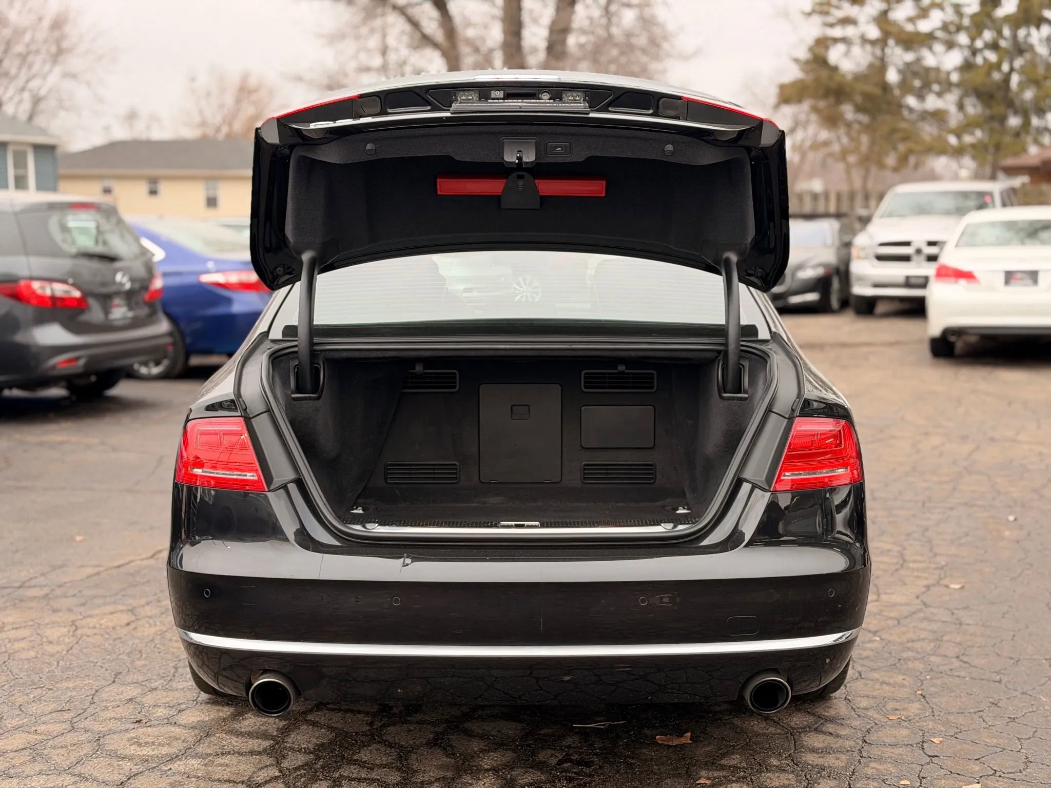 Used 2013 Audi A8 L 3.0T image 17