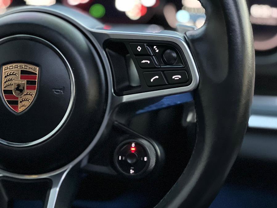 Used 2020 Porsche Panamera GTS image 19
