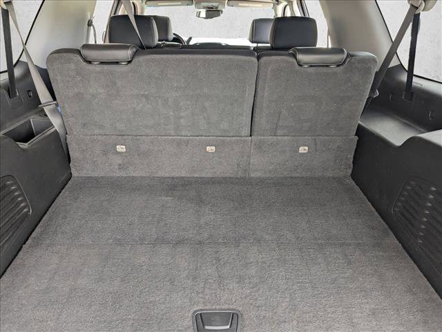 Used 2019 GMC Yukon XL SLT w/ Open Road Package image 4