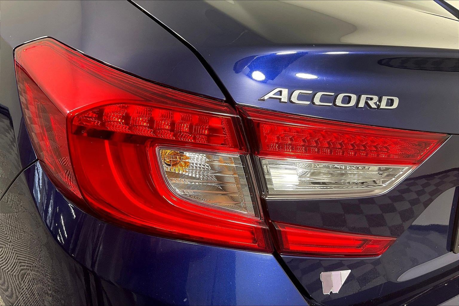 Used 2018 Honda Accord LX image 24