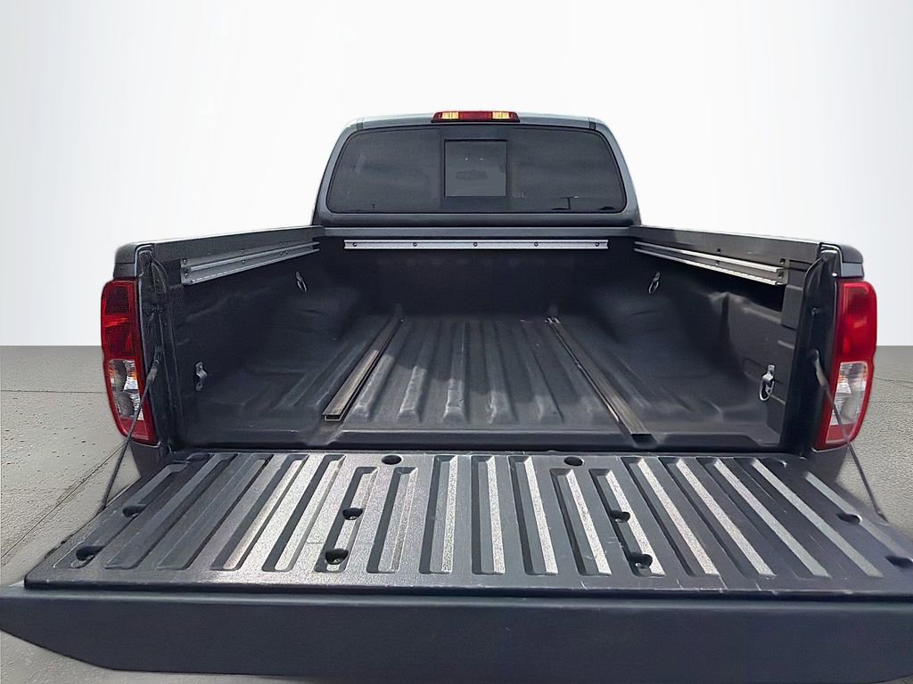 Used 2018 Nissan Frontier PRO-4X image 14