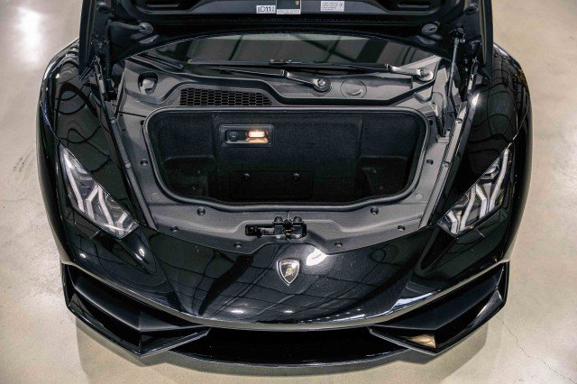 Used 2015 Lamborghini Huracan LP 610-4 image 9