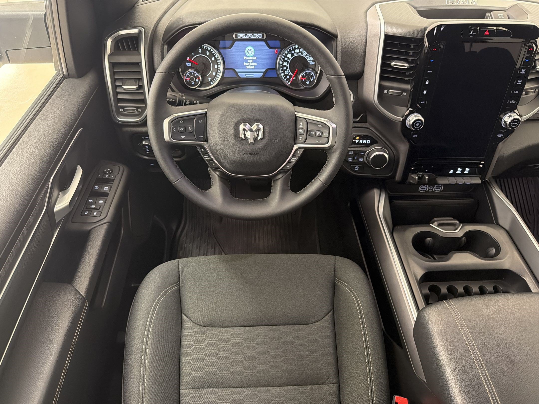 Used 2025 RAM 1500 Big Horn AWD/4WD image 15