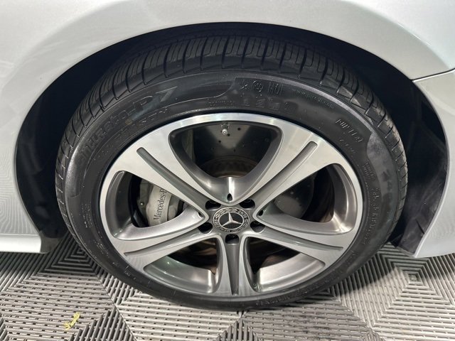 Used 2018 Mercedes-Benz E 400 4MATIC Cabriolet image 11