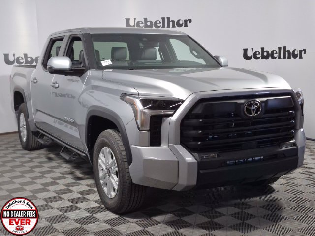 New 2026 Toyota Tundra SR5 w/ SR5 Premium Package