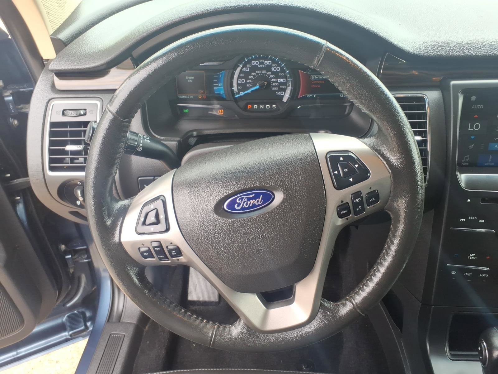 Used 2019 Ford Flex SEL w/ Equipment Group 202A FWD image 4