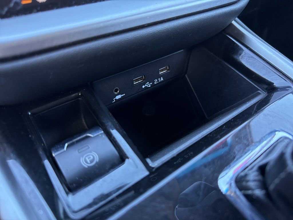 Used 2020 Subaru Outback Limited image 31