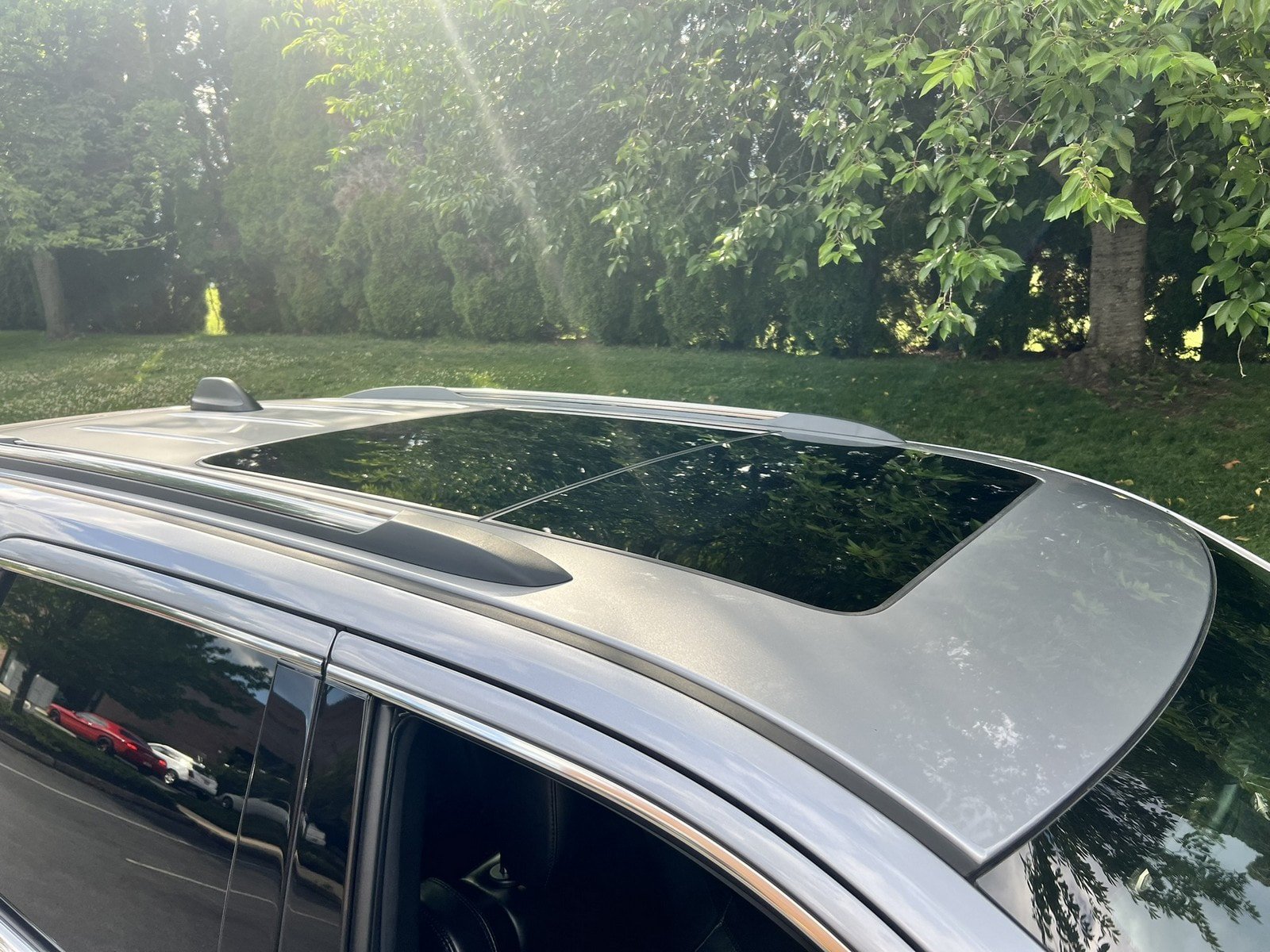 Used 2019 Jeep Grand Cherokee Limited w/ Luxury Group II AWD/4WD image 53