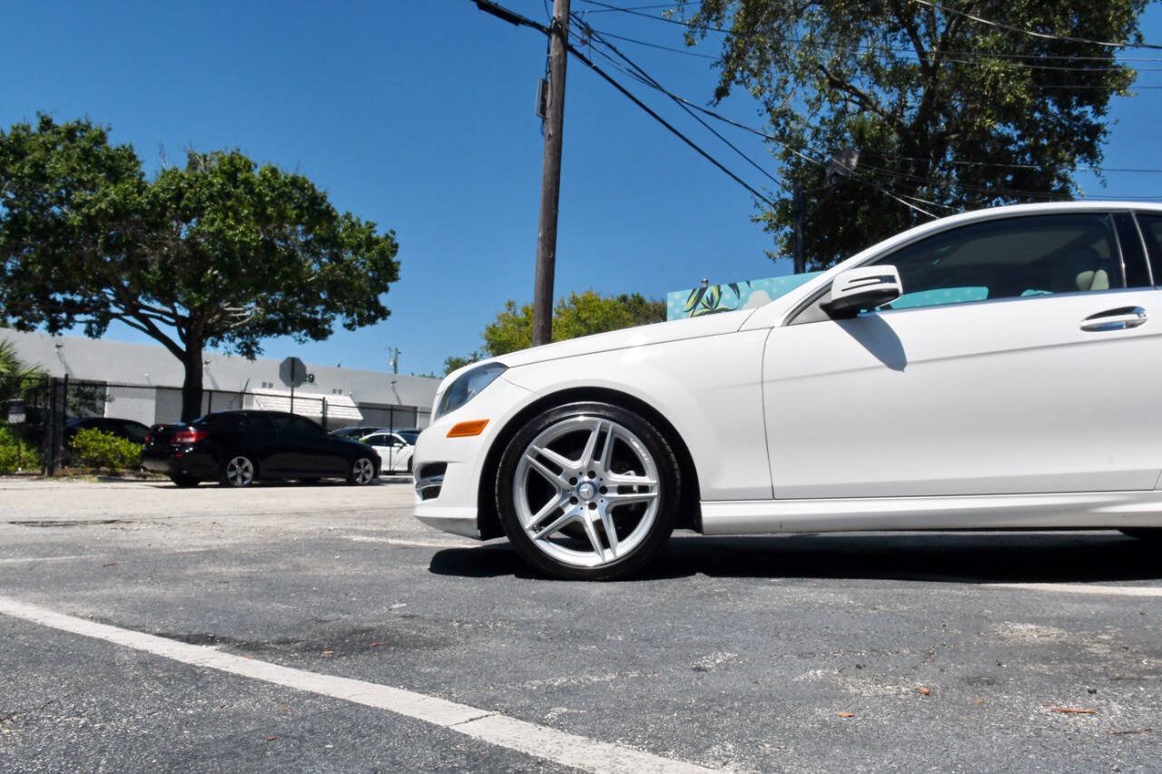 Used 2014 Mercedes-Benz C 250 Coupe image 5