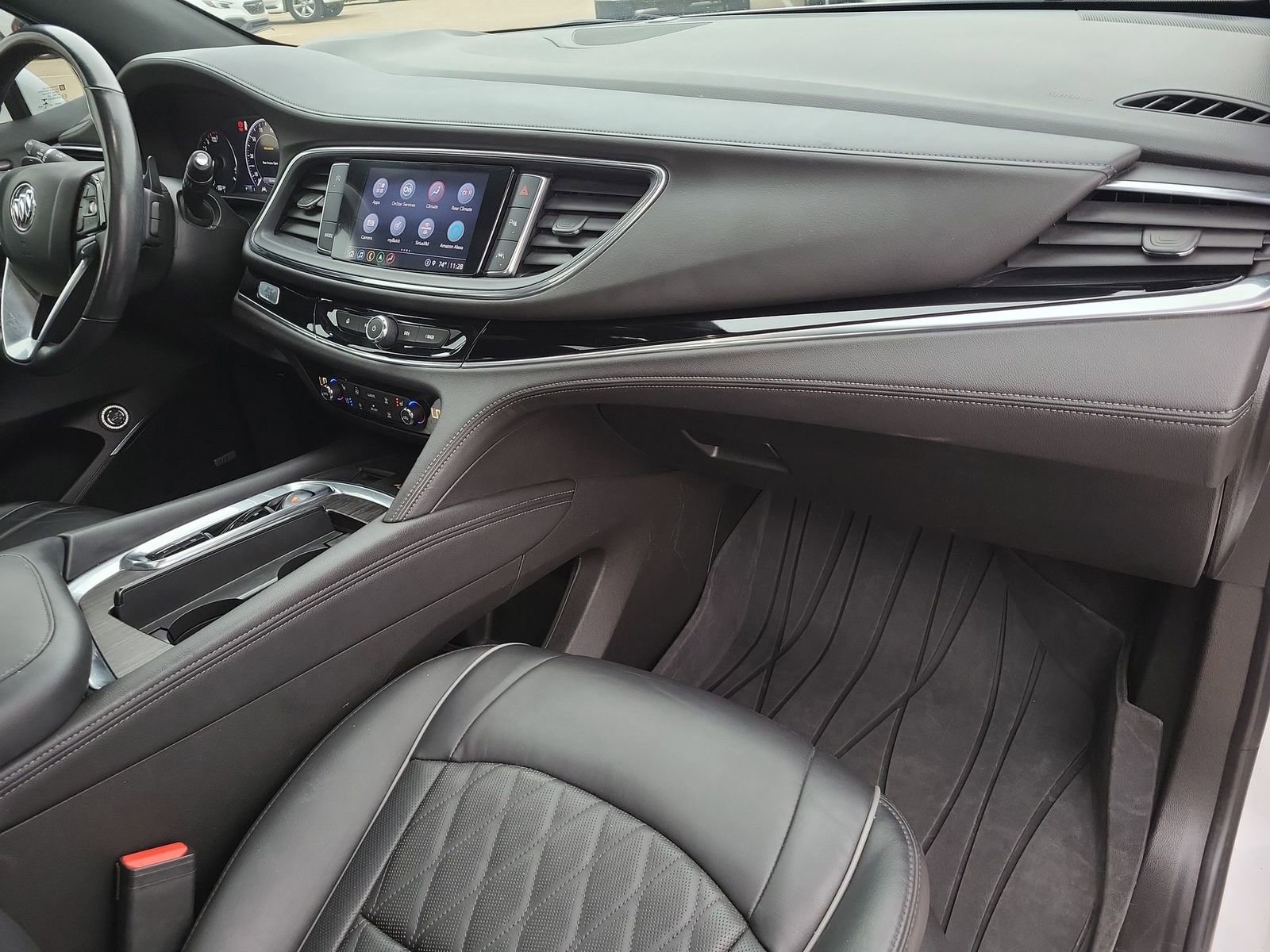 Used 2023 Buick Enclave Avenir w/ Avenir Technology Package image 30