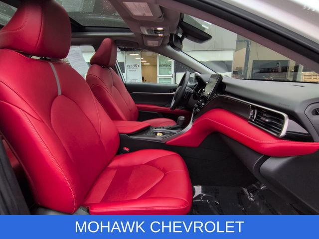 Used 2021 Toyota Camry XSE image 29