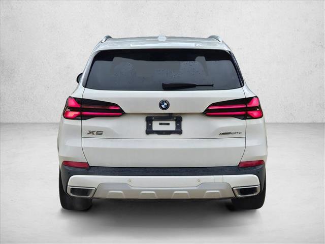 Used 2025 BMW X5 xDrive50e image 6