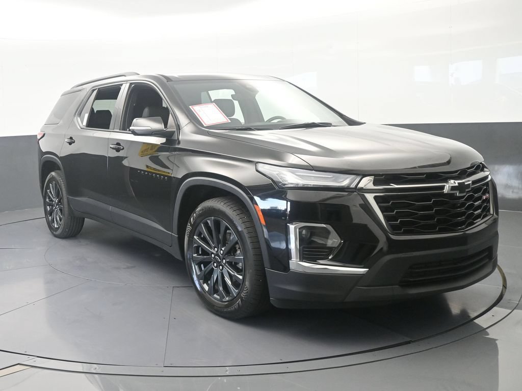 Used 2023 Chevrolet Traverse RS FWD image 9