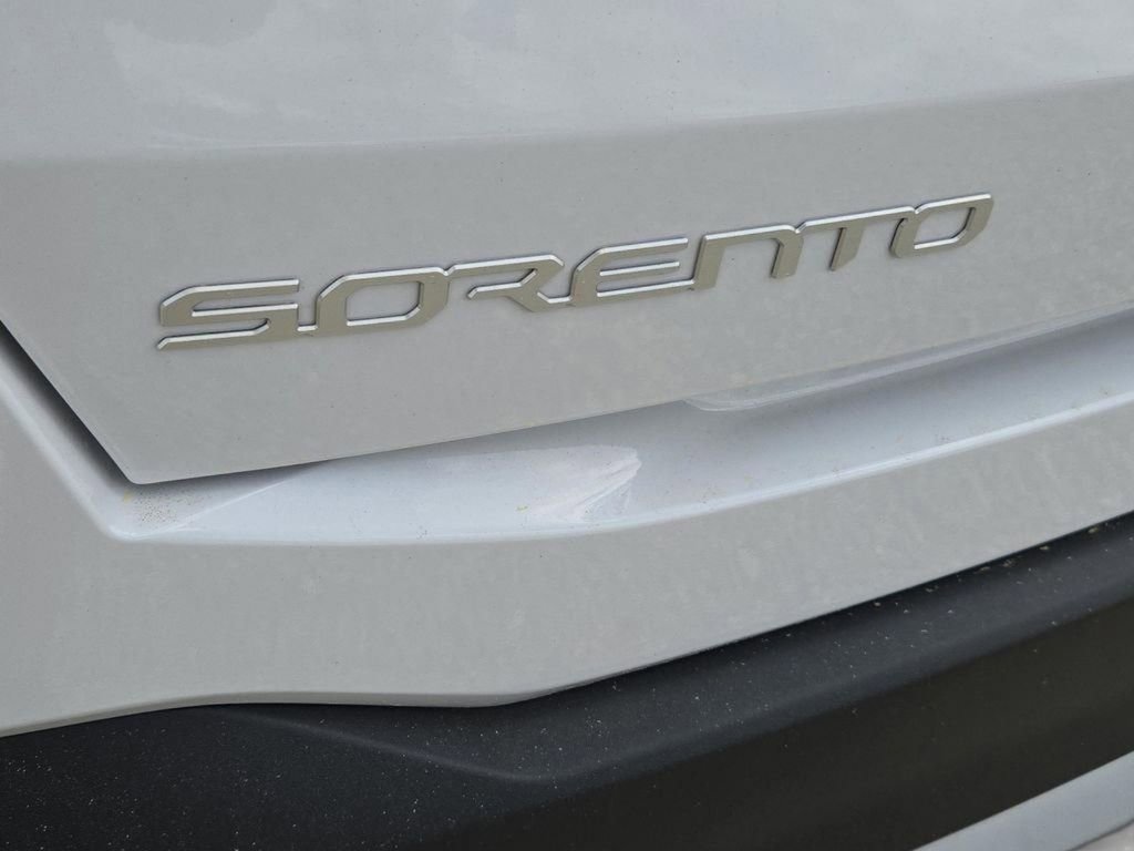 New 2026 Kia Sorento LX image 11