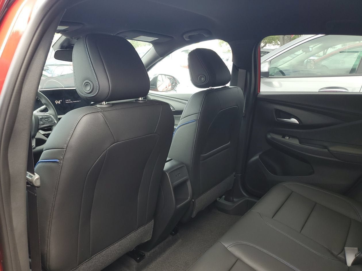 New 2026 Buick Envista Sport Touring w/ Convenience II Package FWD image 9