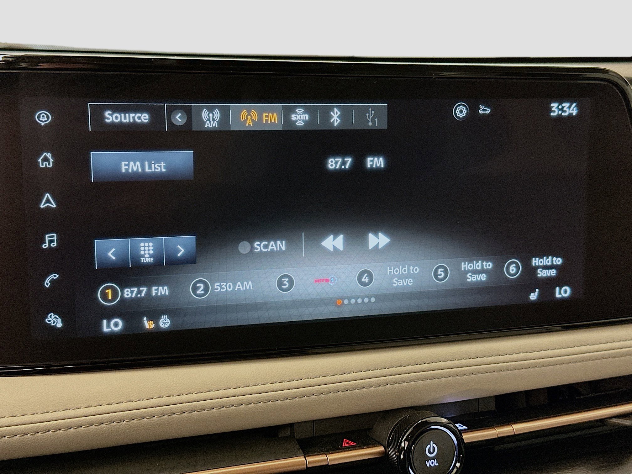 Used 2023 Nissan Ariya AWD image 21