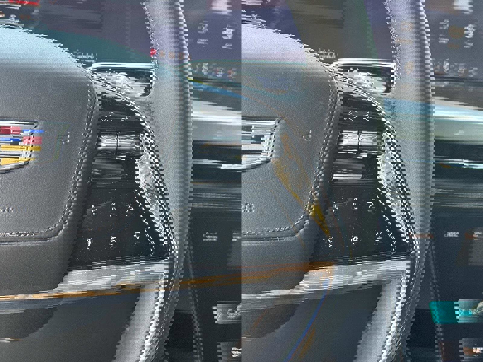 New 2025 Cadillac Escalade Sport Platinum w/ LPO, Floor Liner Package image 34