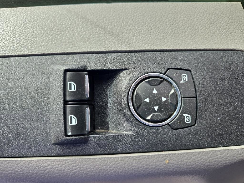 Used 2018 Ford F550 4x4 Regular Cab Super Duty image 12