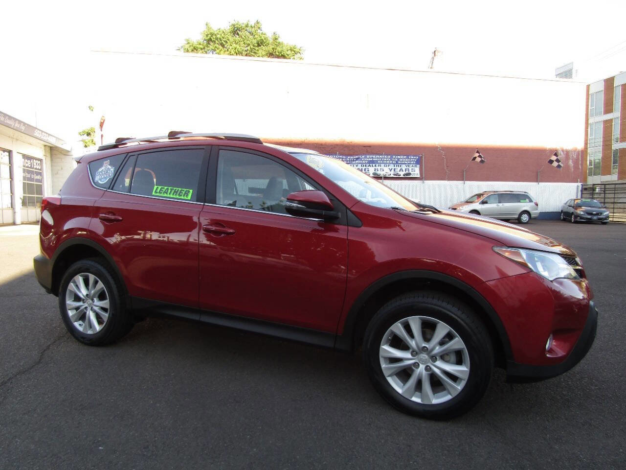 Used 2015 Toyota RAV4 Limited image 33