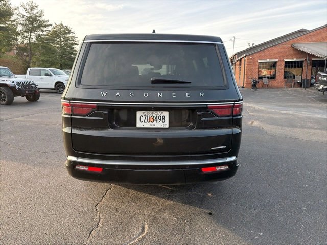 Used 2024 Jeep Wagoneer L Series II w/ Flexible Seating Group image 12