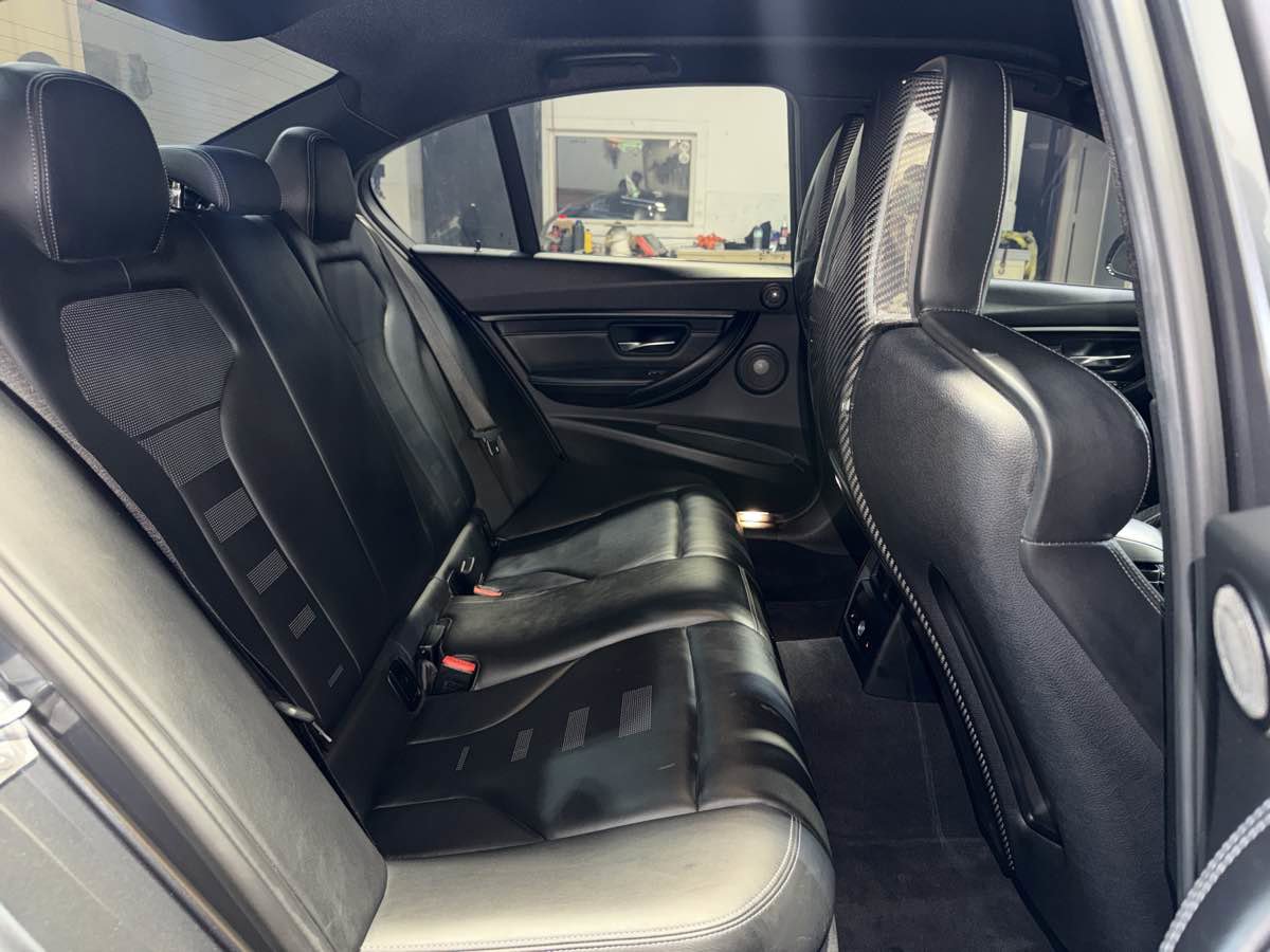 Used 2018 BMW M3 image 25