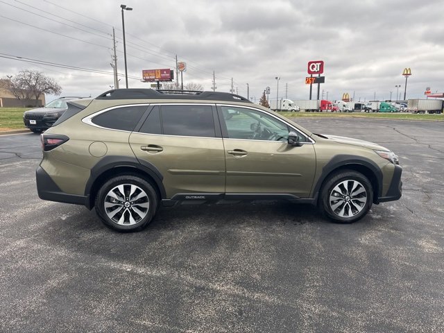 Used 2025 Subaru Outback Limited w/ Popular Package #2 image 6