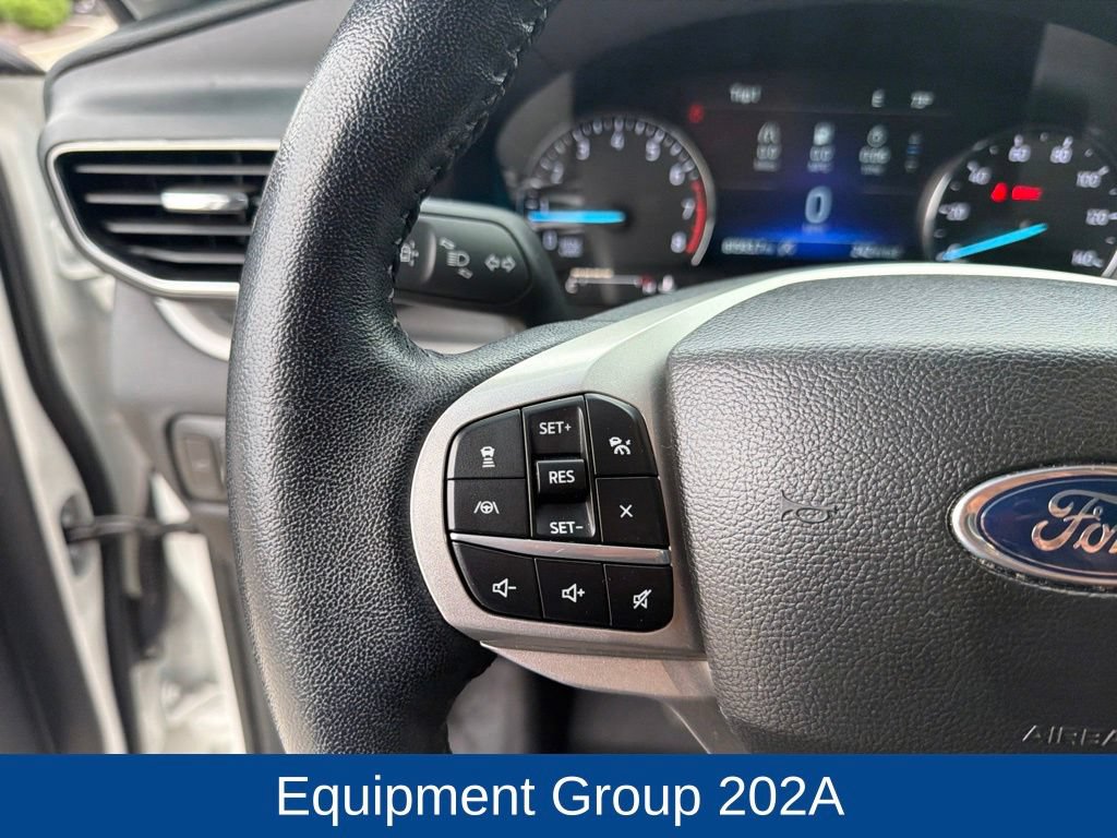 Certified 2023 Ford Explorer XLT w/ Equipment Group 202A RWD image 21