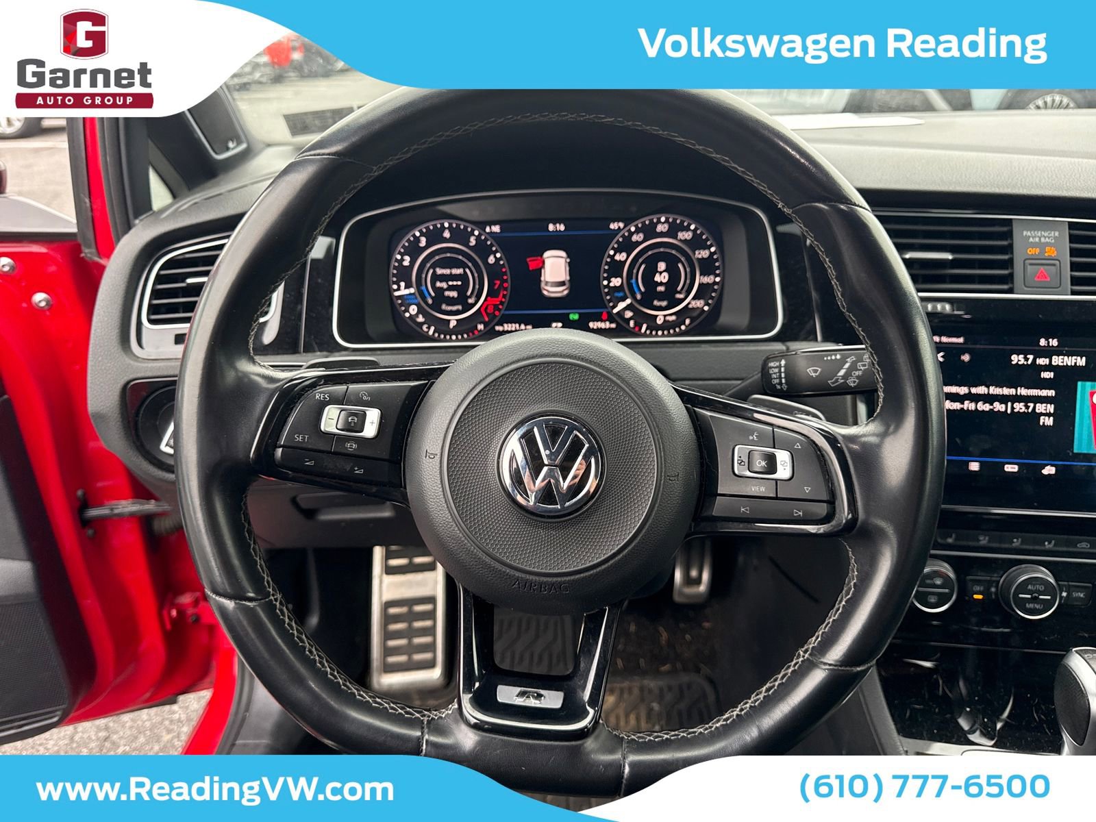 Used 2019 Volkswagen Golf R 4-Door image 13