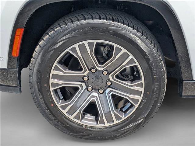 Used 2024 Jeep Wagoneer Series II RWD image 25