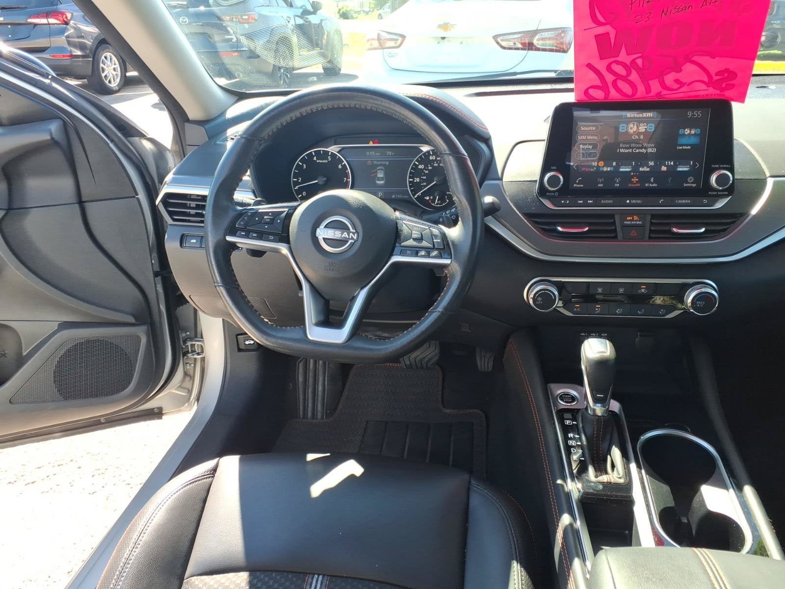 Used 2023 Nissan Altima 2.5 SR FWD image 13