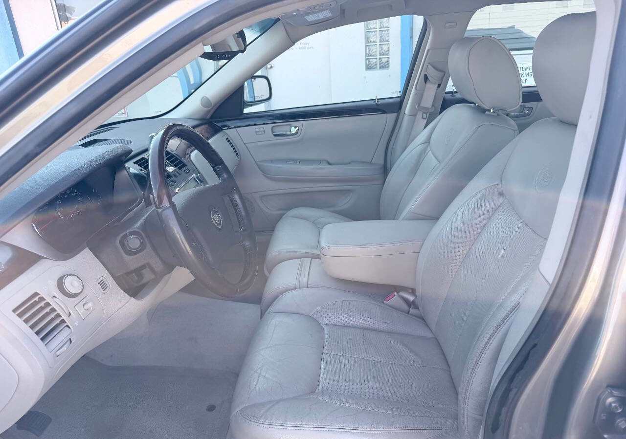 Used 2010 Cadillac DTS Luxury FWD image 11