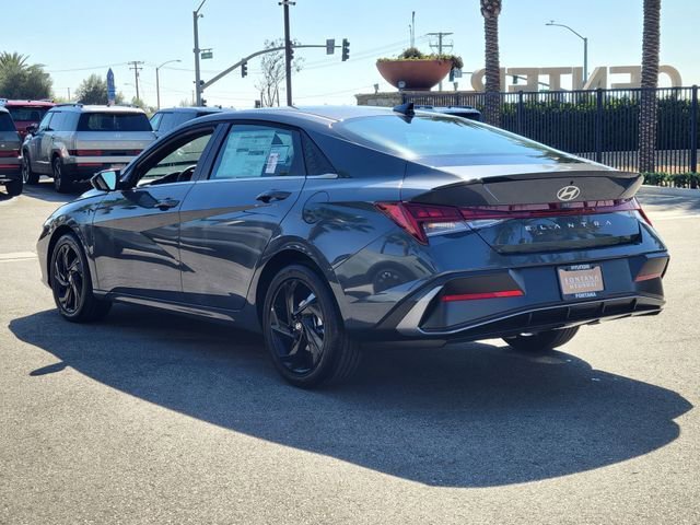 New 2026 Hyundai Elantra SEL Sport Premium image 3