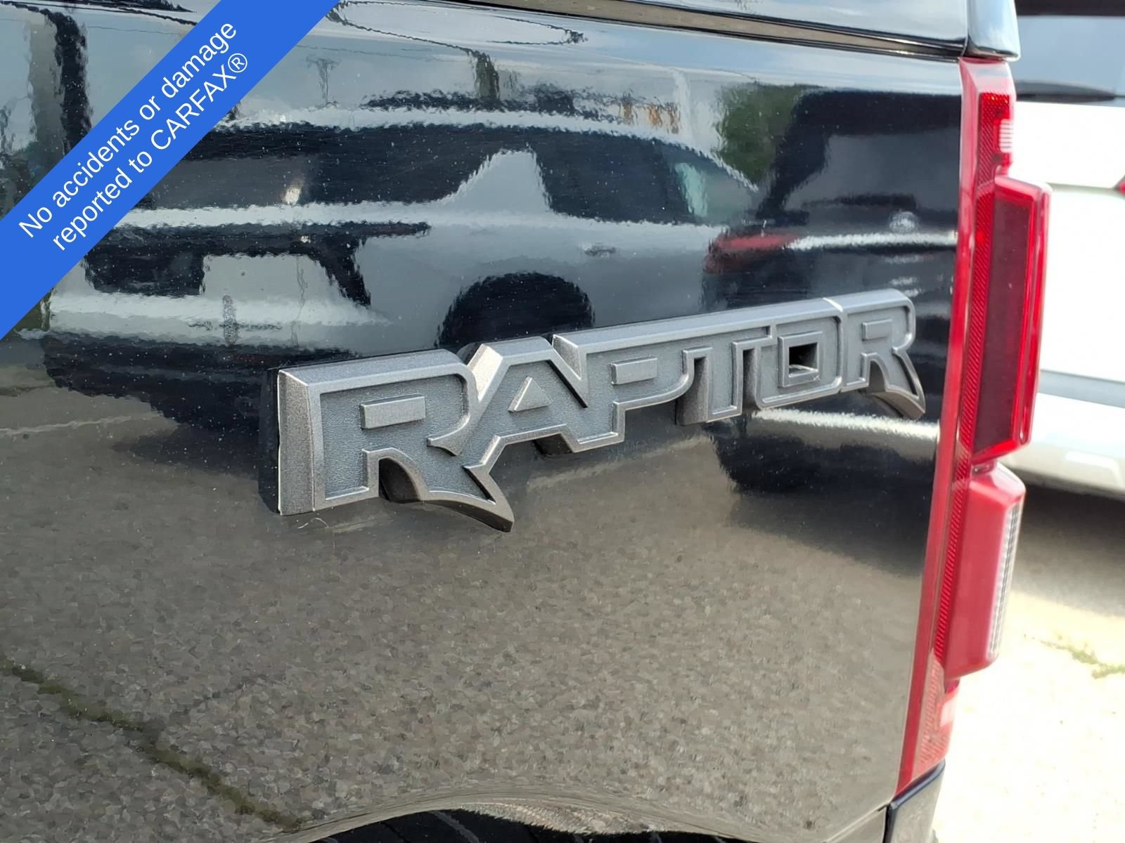 Used 2017 Ford F150 Raptor w/ Equipment Group 802A Luxury AWD/4WD image 10