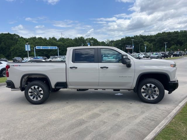 New 2026 Chevrolet Silverado 2500 Custom w/ Custom Value Package AWD/4WD image 13