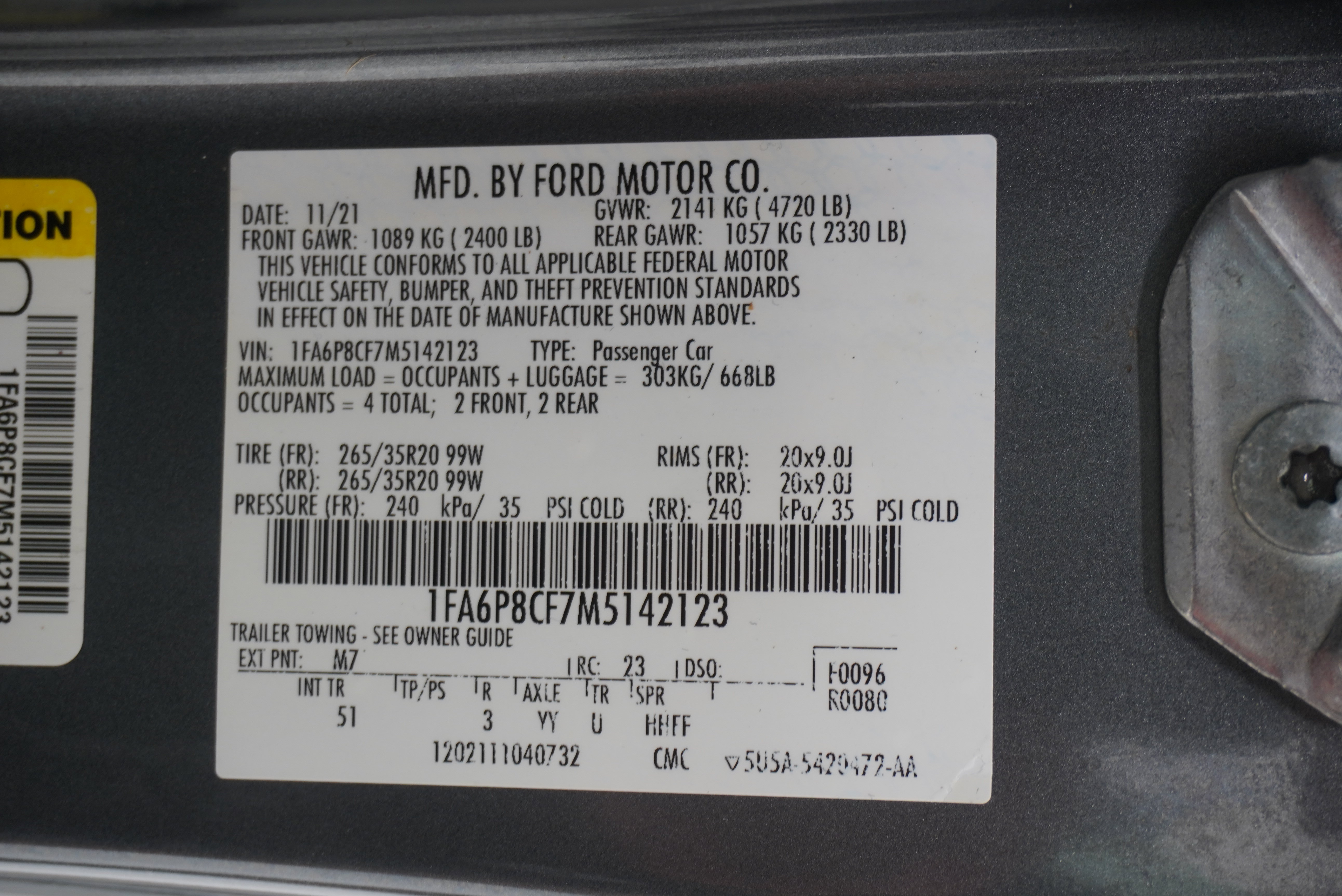 Used 2021 Ford Mustang GT Premium w/ Equipment Group 401A RWD image 32