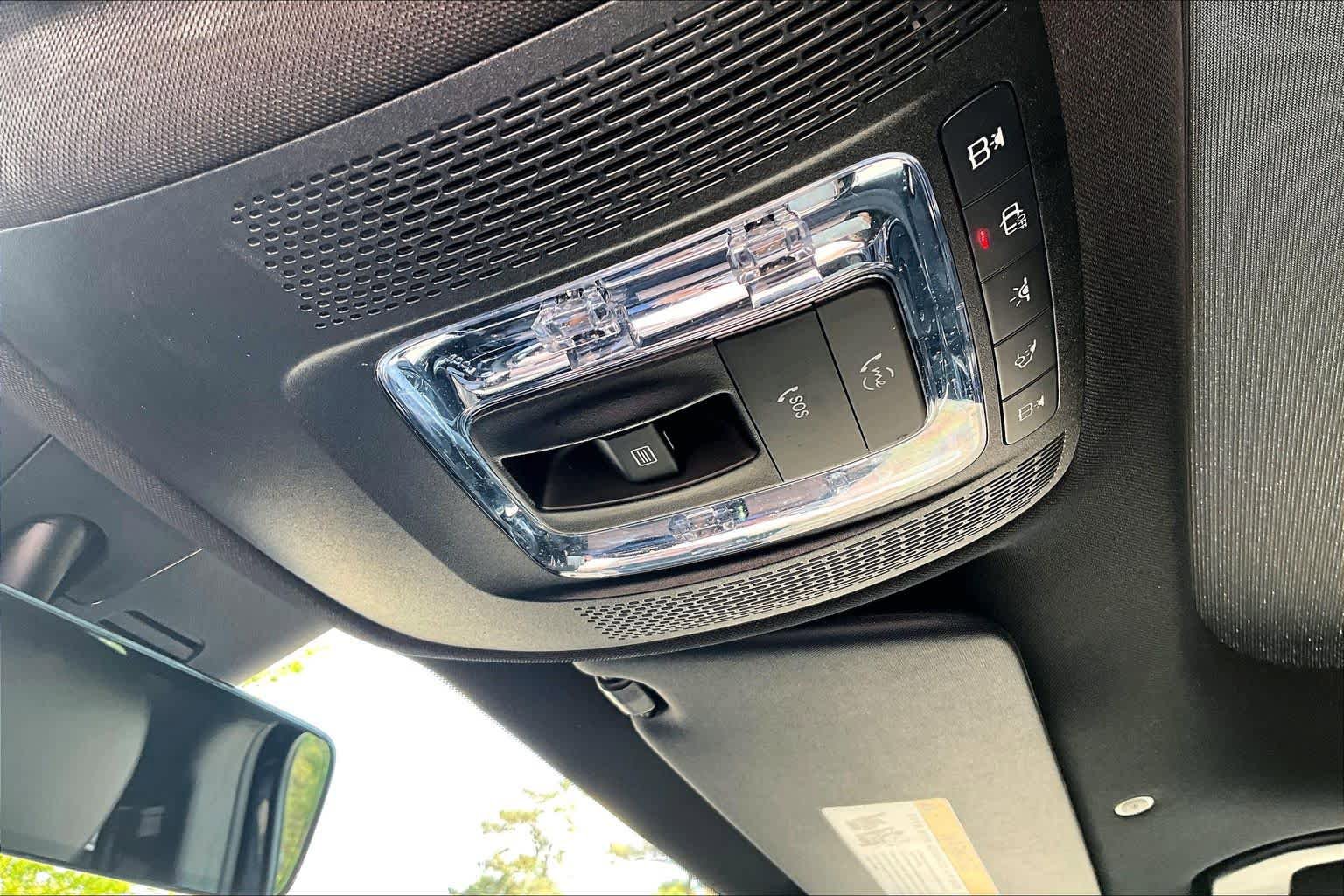 Certified 2024 Mercedes-Benz GLB 250 image 39
