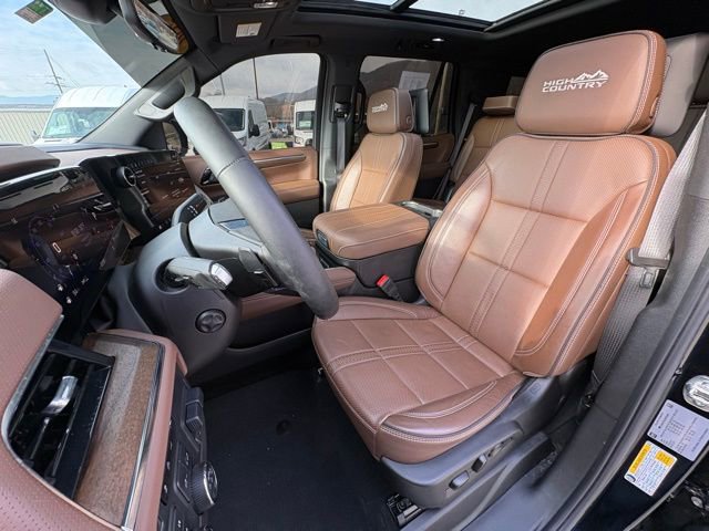 Used 2025 Chevrolet Tahoe High Country image 29