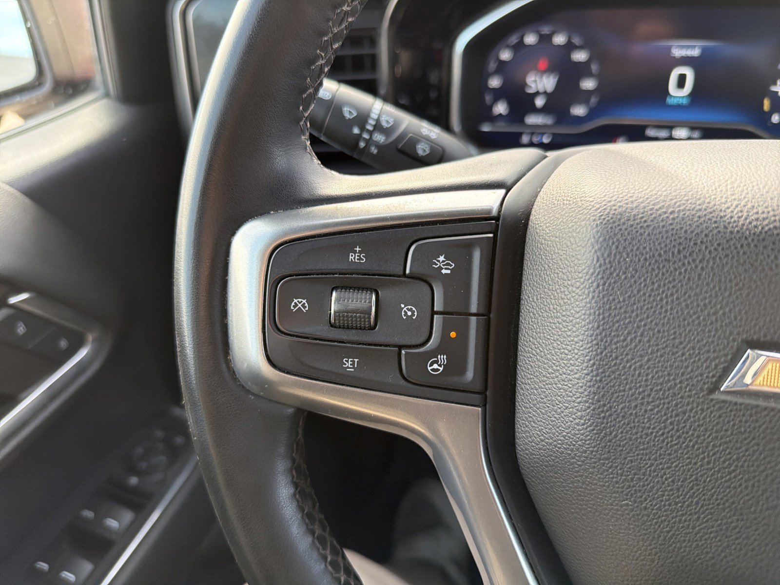 Used 2023 Chevrolet Silverado 1500 LT image 29