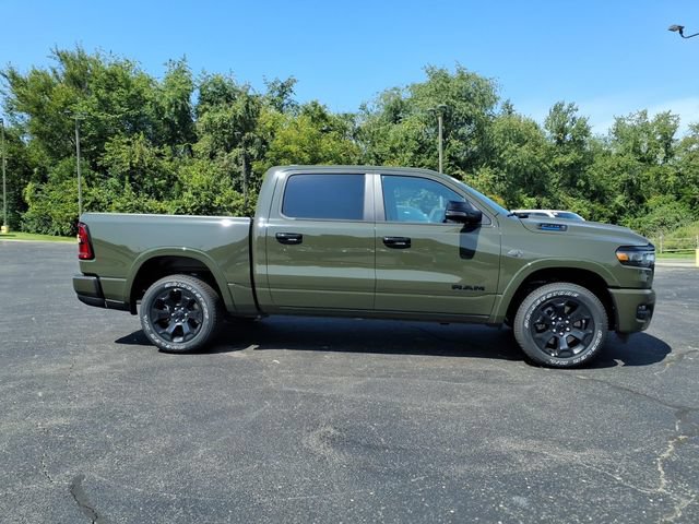 New 2027 RAM 1500 4x4 Crew Cab image 8