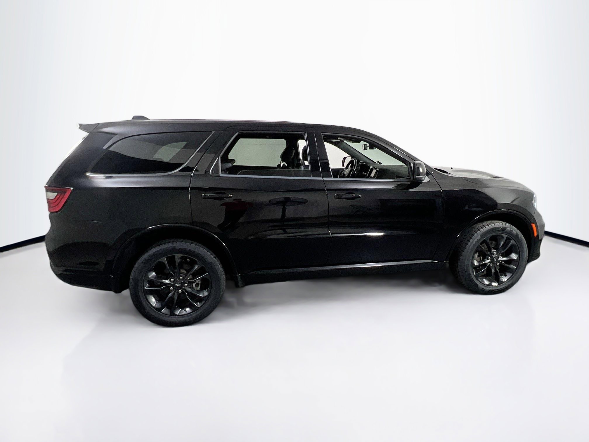 Used 2022 Dodge Durango GT w/ Blacktop Package image 4