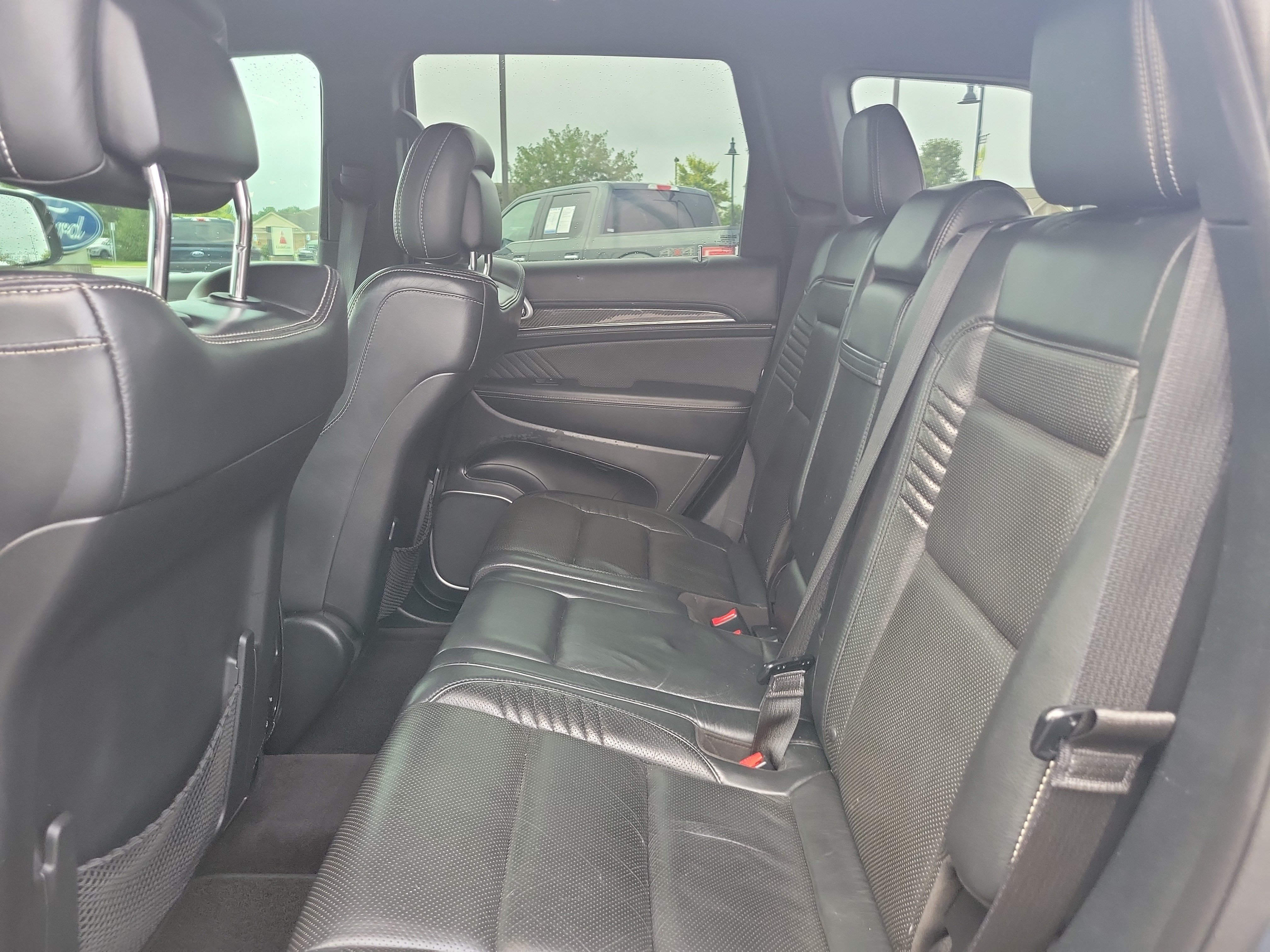 Used 2017 Jeep Grand Cherokee SRT AWD/4WD image 12