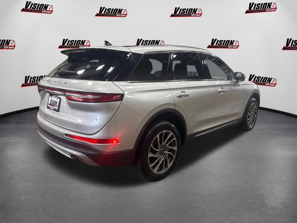 Used 2020 Lincoln Corsair AWD w/ Equipment Group 101A image 5