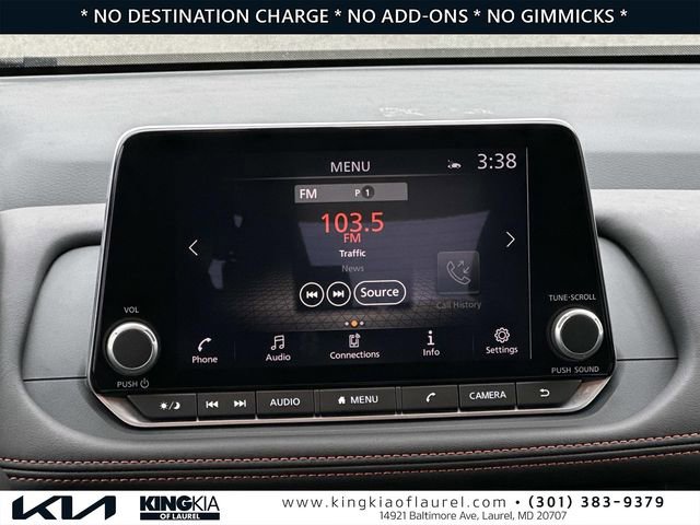 Used 2025 Nissan Rogue SV AWD/4WD image 3